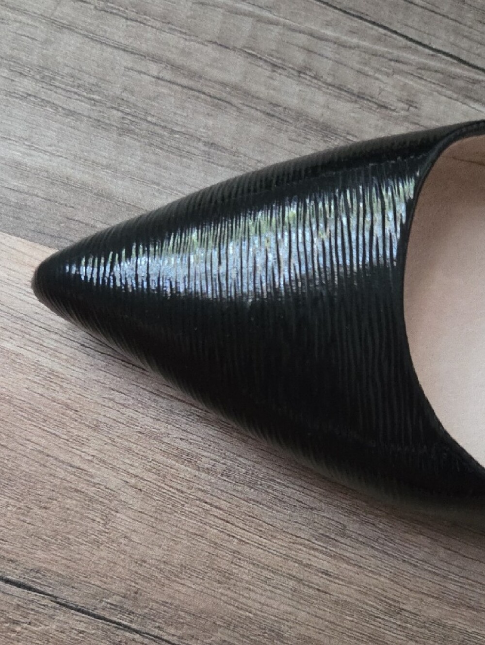 Michael Kors Black Pointed Leather Kitten Heel Pumps - Picture 5 of 8